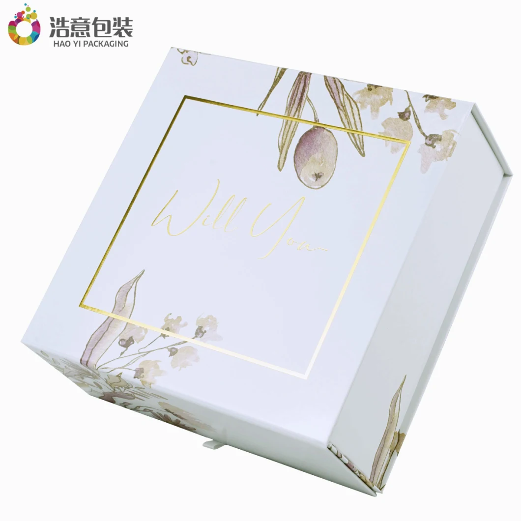 China Custom Square Foldable Cardboard Makeup Jewelry Magnetic Paper Gift Packing Box for Watch Packaging with Logo Gilding Printing for Perfume Shoe Cosmetics